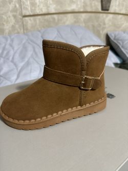 Girls Boots