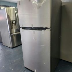 FIRST COME Refrigerator Fridge Frigidaire Top Mounted Unit