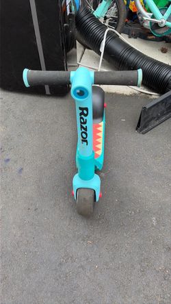 Toddler razor scooter