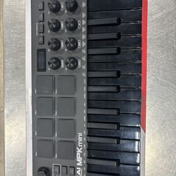 AKAI MPK Mini