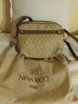 Vintage Nina Ricci Paris