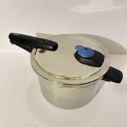 Pressure Cooker 