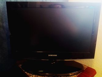 LCD HDTV 22-inch 720p Samsung LN22B460B2D