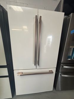 LG STUDIO FRENCH DOOR