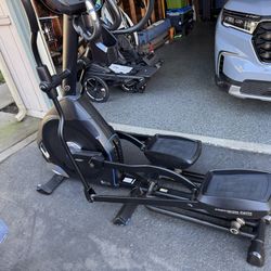 Nautilus Elliptical E616