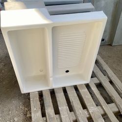 Lavaderos Nuevos Con Base /New Utlity Sinks With Stand 