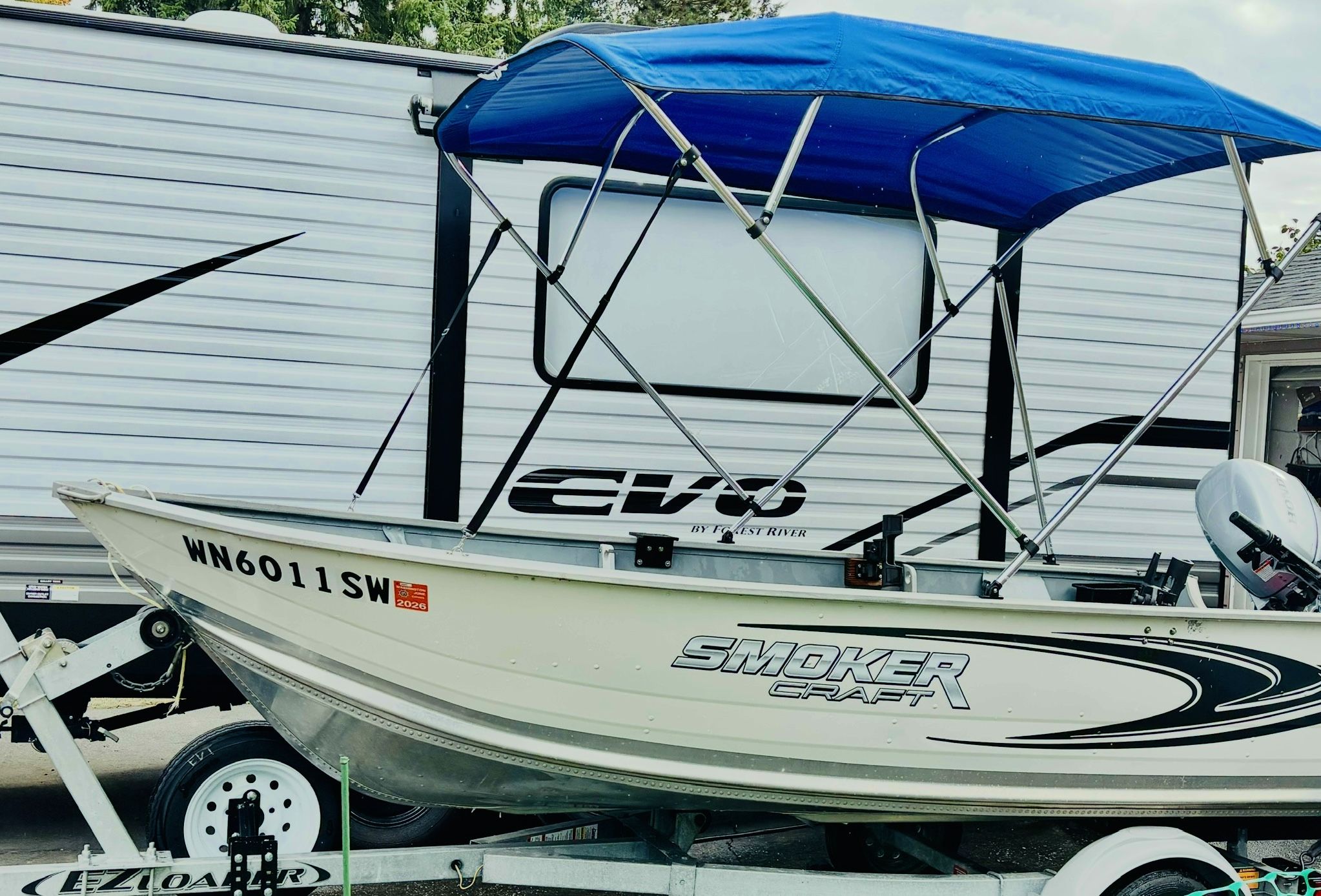 Smokercraft Alaskan 13 Foot Boat