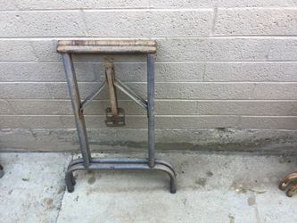 Folding metal table/ bench legs