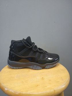 Air Jordan 11 Retro Cap & Gown