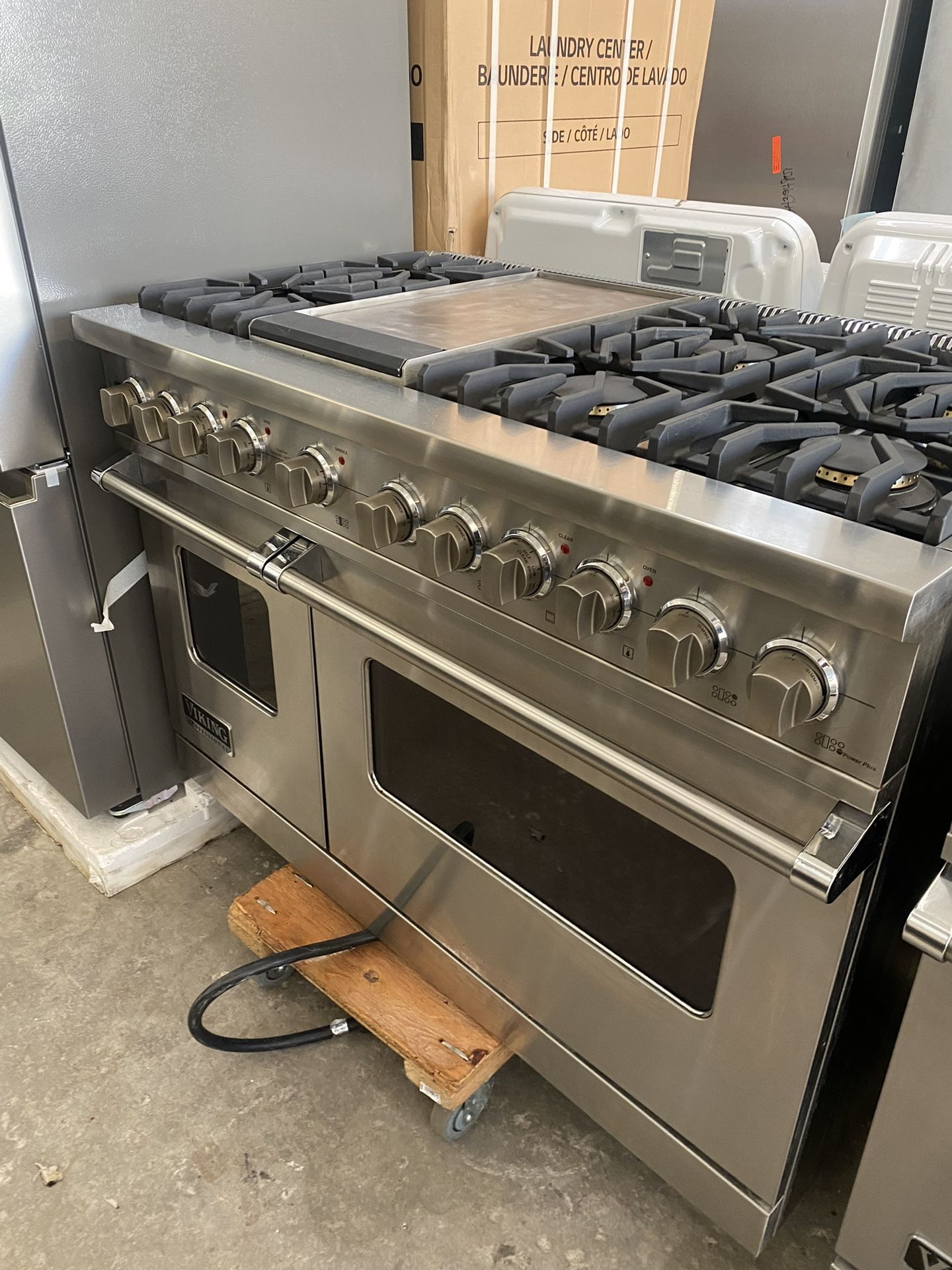 Viking Professional 48” Dual Fuel Range