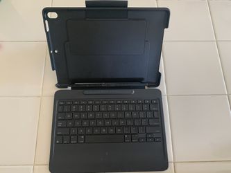 Logitech Slim Combo Keyboard iPad Pro 10.5