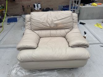 White Genuine Leather 1-Person Couch / Chair — Very Soft Leather