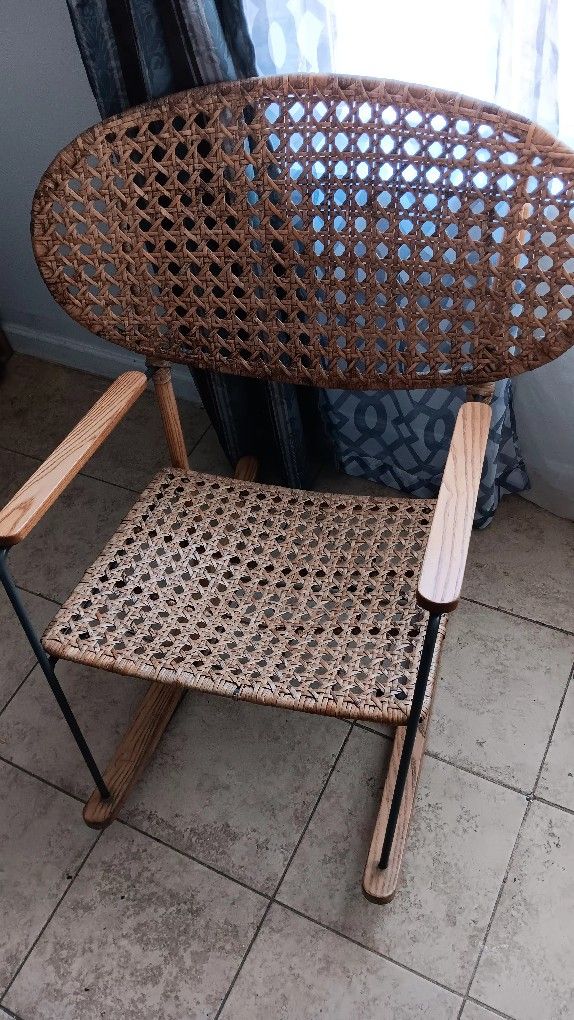 Rocker Chair 