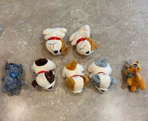 dogs & cats with key chains - 7 stuffed animals-carrying case, vet, pretend play & adoptions, pets