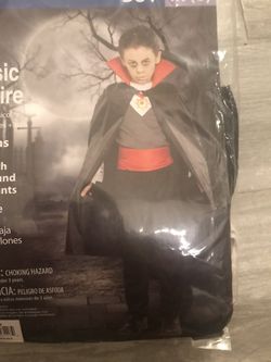 Child dracula costume/ vampire, fits 3-5yr old child