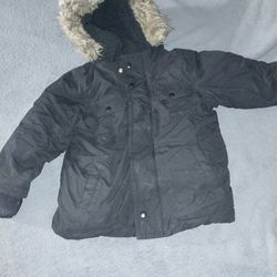 Old Navy Puffer Jacket Size 5t 