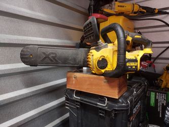 20v XR chainsaw