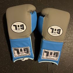 Gil Boxing Gloves 