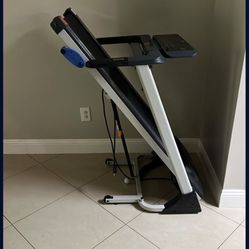 Treadmill 