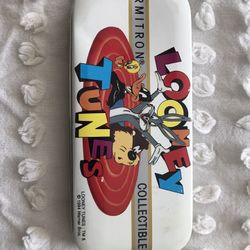 Looney Tunes Sylvester/Tweety Bird wrist watch