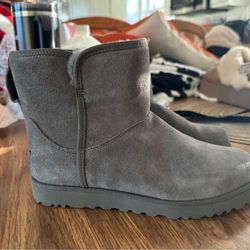 UGG Cory ii boot