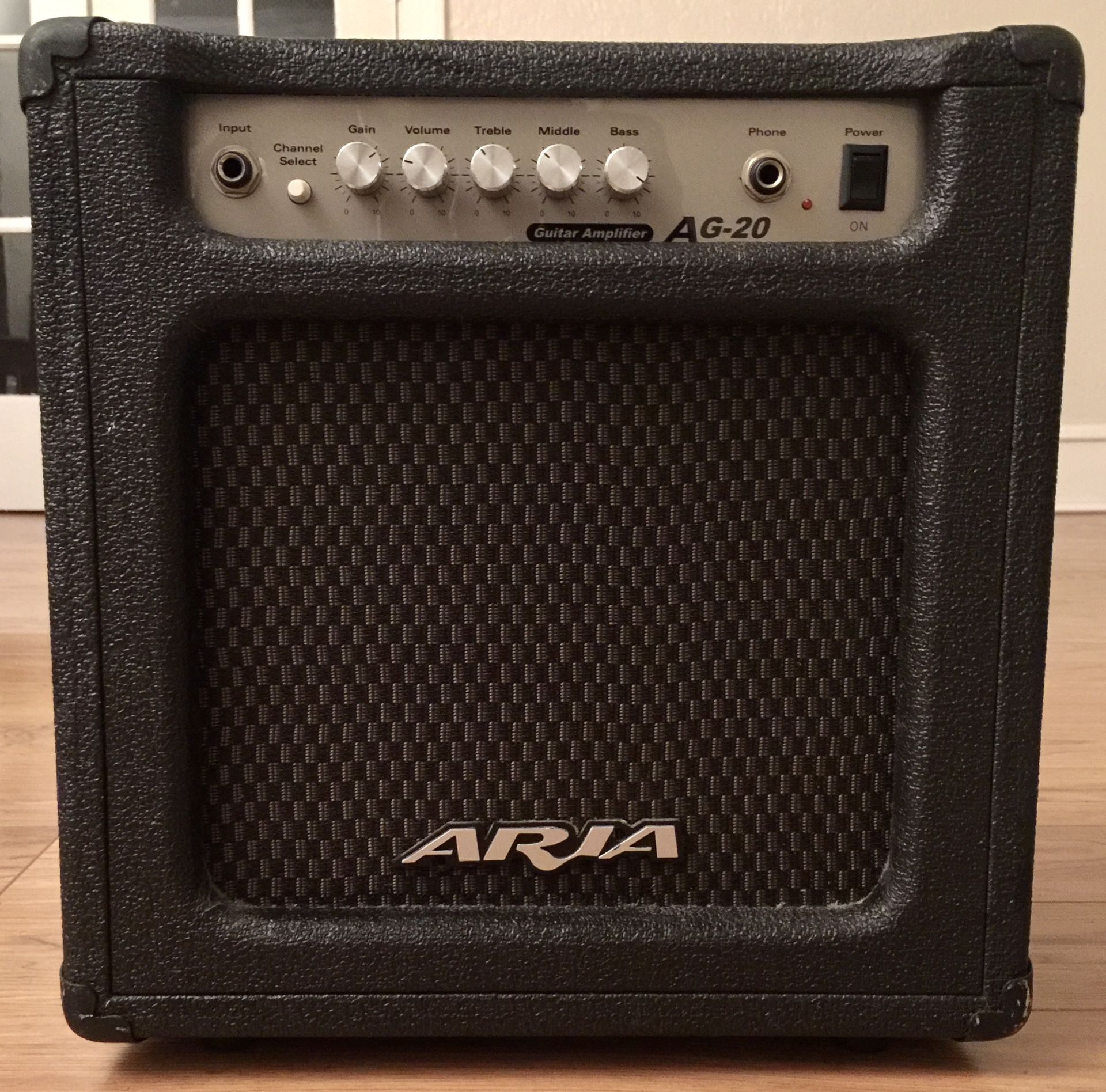 Aria AG-20 Guitar Practice Amp