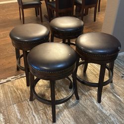 Bar / Counter Stool 