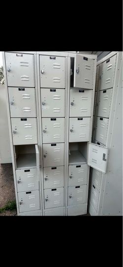 6-tier 18 door box locker
