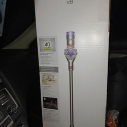 Dyson V8 Cordless $200$