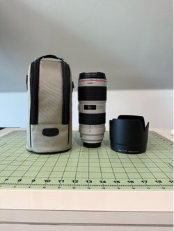 Canon EF 70-200mm f/2.8L IS III USM Zoom Lens EF Hood Case (MINT CONDITION)
