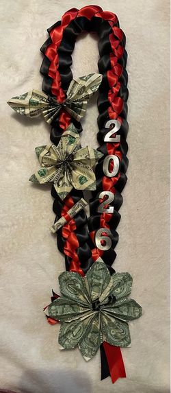 Graduation lei
