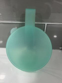 Tupperware Onion Holder