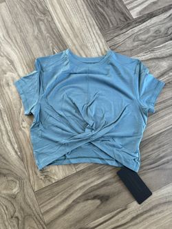 Alphalete Woman’s Premium Wrop SS Crop - Blue Lagoon, Size XS