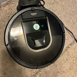 iRobot Roomba 981 Robot Vacuum-Wi-Fi Connected Mapping, Works with Alexa