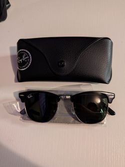 Ray Ban Clubmaster Classic RB3016