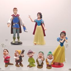 Snow White Figures Lot
