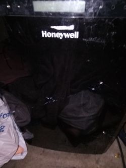 Portable ground a/c  Honey well a