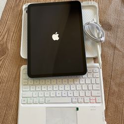 Apple iPad 10th Generation 256GB  With  Keyboard case and Pencil 