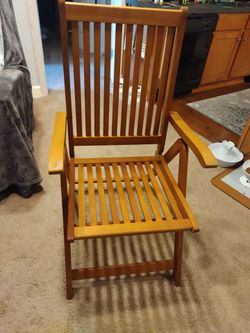 Reclining garden chairs