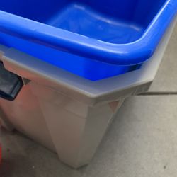 Storage Bins 18 Gallon With Lids $6 Each