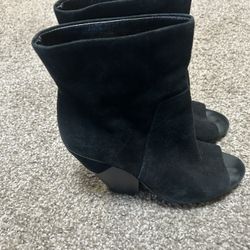 Womens Vince Camuto Wedge