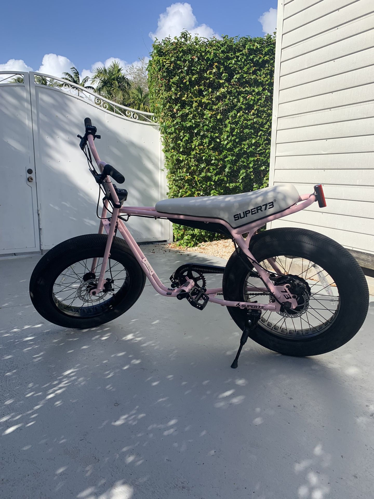 pink super 73