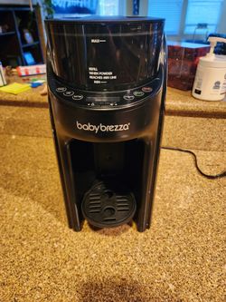 Baby Brezza Bottle Maker