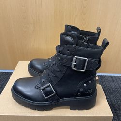 100% Authentic Brand New in Box UGG Zorrah Studs Boots / Color: Black / Women size 6.5 