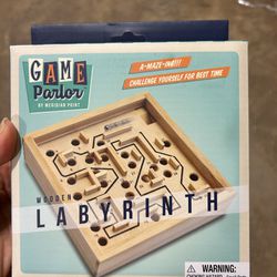 NWT wooden game parlor 