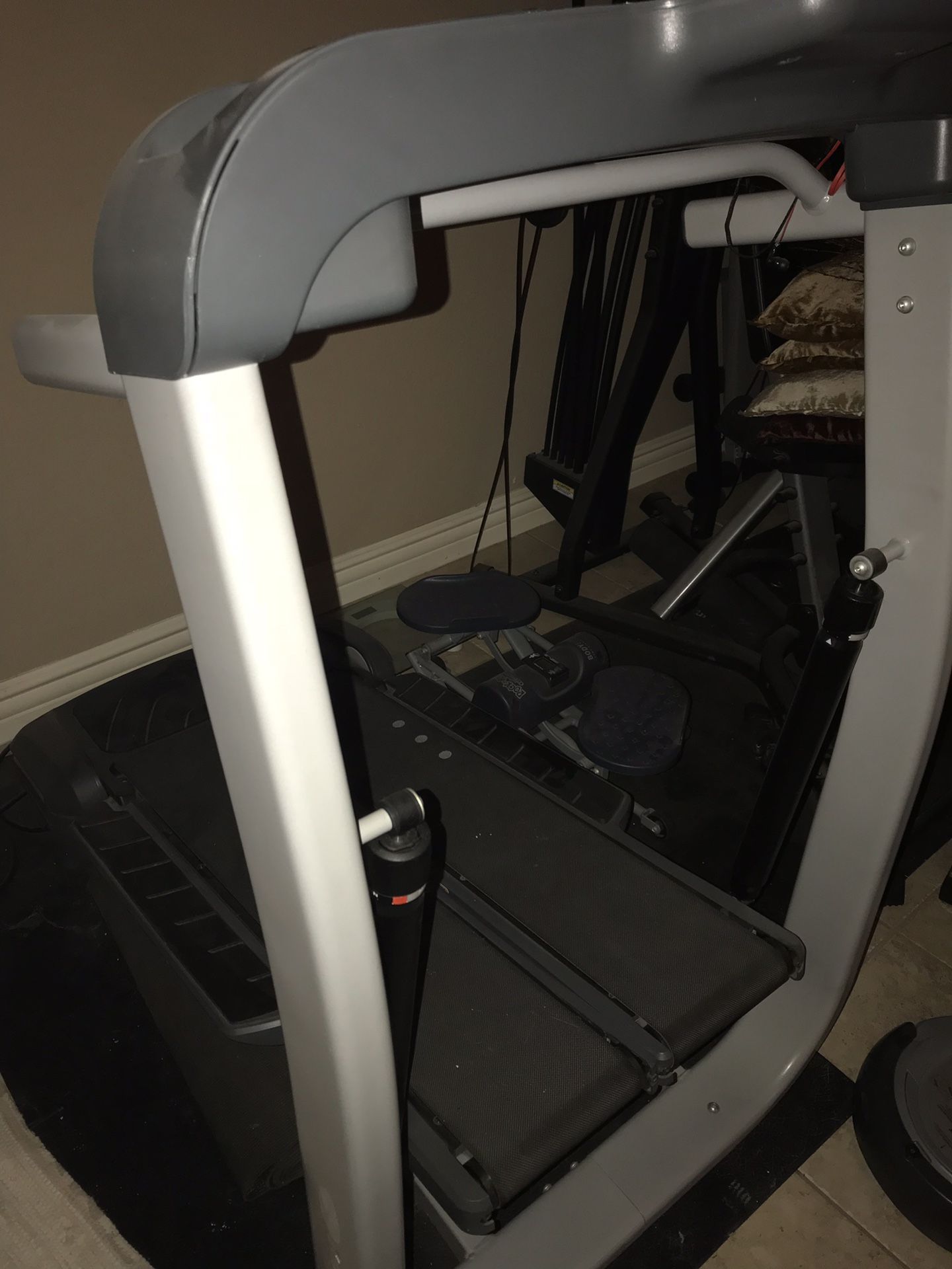 Bowflex Treadclimber tc10 like new, need to sell!