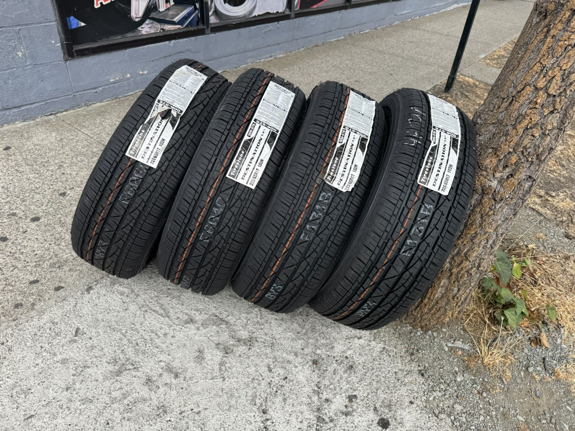 225-65-17 Toyota RAV4 Tires Firestone 150$ Each
