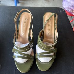 Aachcol Olive Green Patent Strappy Heels Sandals US 9 EU 40