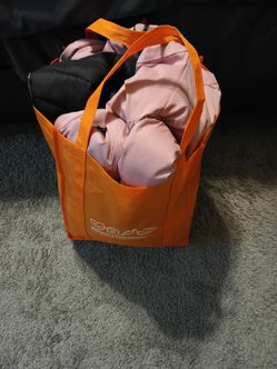 Free women's clothes
