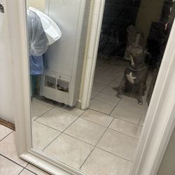 White Mirror 